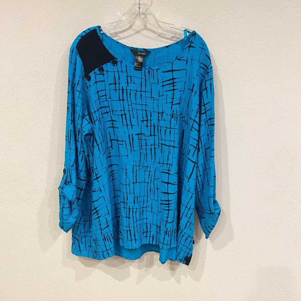 Ali Miles Blue and Black Abstract Blouse